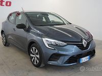 Usata Renault Clio V Equilibre 90 CV (66 kW) 2022 Grigio Berlina