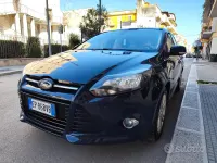 Usata Ford Focus 116 CV (85 kW) 2013 Blu Station wagon