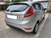 Usata Ford Fiesta 60 CV (44 kW) 2005 Argento Utilitaria