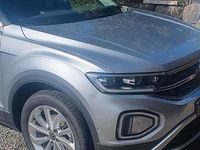 Usata VW T-Roc 116 CV (85 kW) 2024 Grigio SUV