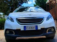 Usata Peugeot 2008 Allure 92 CV (67 kW) 2014 Bianco SUV