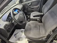 Usata Opel Corsa Enjoy 75 CV (55 kW) 2003 Berlina