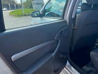 Begagnad Ford Focus 2001 Grå Kombi