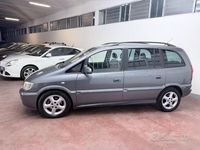 Usata Opel Zafira 96 CV (70 kW) 2005 Grigio Monovolume