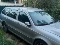 Usata Lancia Lybra 116 CV (85 kW) 2002 Viola Station wagon