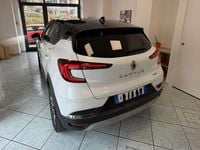 Usata Renault Captur Intens 160 CV (117 kW) 2020 Bianco SUV
