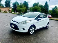 Usata Ford Fiesta 92 CV (67 kW) 2010 Bianco Berlina