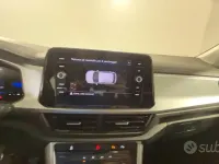 Usata VW T-Roc Life 110 CV (80 kW) 2023 Beige SUV