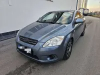 Usata Kia Ceed Best 90 CV (66 kW) 2009 Utilitaria