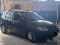 Usata Fiat Punto 70 CV (51 kW) 2006 Utilitaria
