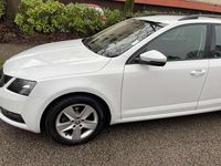 Usata Skoda Octavia Executive 116 CV (85 kW) 2018 Bianco Station wagon