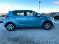 Usata Hyundai i20 Comfort 78 CV (57 kW) 2010 Blu Utilitaria