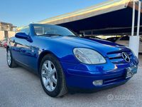 Usata Mercedes SLK200 192 CV (141 kW) 2000 Blu Cabrio