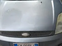 Usata Ford Fiesta 75 CV (55 kW) 2005 Blu Utilitaria
