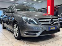 Usata Mercedes B180 Executive 109 CV (80 kW) 2014 Argento Utilitaria