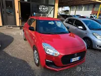 Usata Suzuki Swift 90 CV (66 kW) 2018 Rosso Utilitaria