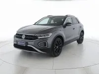 Usata VW T-Roc Life 110 CV (80 kW) 2023 Indium grey metallizzato nero SUV