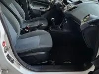 Usata Ford Fiesta 92 CV (67 kW) 2011 Bianco Berlina