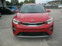 Usata Kia Stonic Urban 84 CV (61 kW) 2021 Rosso SUV