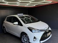 Usata Toyota Yaris Lounge 90 CV (66 kW) 2014 Bianco Berlina