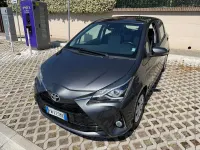 Usata Toyota Yaris Lounge 72 CV (52 kW) 2019 Grigio Berlina