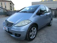 Usata Mercedes A160 Elegance 82 CV (60 kW) 2007 Azzurro metallizzato Monovolume