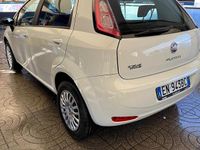 Usata Fiat Punto Easy 77 CV (56 kW) 2012 Bianco Berlina