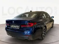 Usata BMW 545e M Sport 394 CV (289 kW) 2022 Blu Berlina
