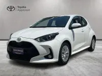 Usata Toyota Yaris Active 72 CV (52 kW) 2022 Bianco Utilitaria