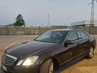 Usata Mercedes E220 Avantgarde 170 CV (125 kW) 2010 Marrone Berlina
