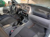 Usata Toyota RAV4 2002 Grigio SUV