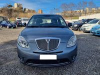Usata Lancia Ypsilon 75 CV (55 kW) 2012 Grigio scuro Utilitaria