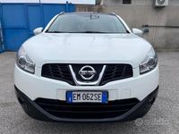 Usata Nissan Qashqai Tekna 130 CV (95 kW) 2012 Bianco SUV