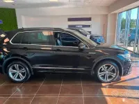 Usata VW Tiguan R-line 150 CV (110 kW) 2021 Nero SUV