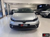 Usata VW Polo Style 95 CV (69 kW) 2024 Gray Utilitaria