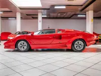 Usata Lamborghini Countach 455 CV (334 kW) 1990 Rosso Coupé