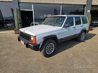 Usata Jeep Cherokee 80 CV (58 kW) 1990 Bianco SUV
