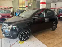 Usata Lancia Ypsilon Platinum 69 CV (50 kW) 2024 876 nero scorpione Utilitaria