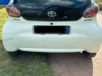 Usata Toyota Aygo 68 CV (50 kW) 2013 Bianco Utilitaria