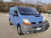 Usata Renault Trafic 101 CV (74 kW) 2002 Blu Monovolume