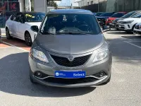 Usata Lancia Ypsilon Gold 69 CV (50 kW) 2017 Grigio Utilitaria