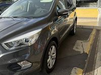 Usado Ford Kuga Titanium 150 CV (110 kW) 2018 Gris SUV