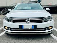 Usata VW Passat 200 CV (147 kW) 2022 Bianco Station wagon