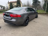 Usata Jaguar XE Pure 180 CV (132 kW) 2016 Grigio Berlina