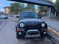 Usata Jeep Cherokee 143 CV (105 kW) 2004 Nero SUV