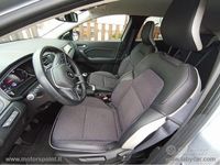 Usata Renault Captur Intens 140 CV (102 kW) 2022 Grigio SUV