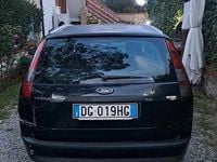 Usata Ford Focus 116 CV (85 kW) 2007 Nero Station wagon