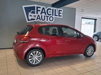 Usata Peugeot 208 Allure 75 CV (55 kW) 2018 Rosso Utilitaria