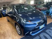 Second-hand Toyota Aygo 69 CP (50 kW) 2016 Albastru Hatchback