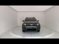 Usata Dacia Duster Prestige 100 CV (73 kW) 2024 Verde scuro SUV